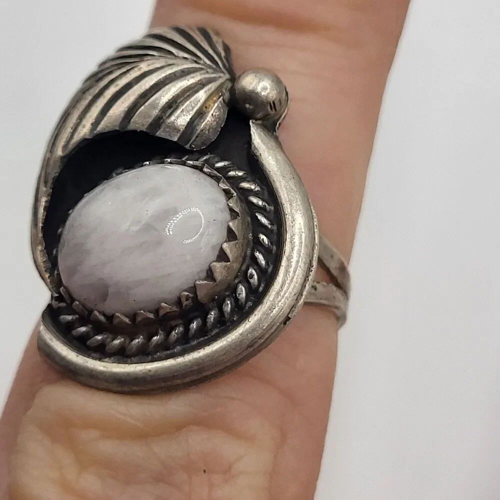 Vintage Native Sterling Silver Quartz Squash Blossom Ring sIGNED 5.25